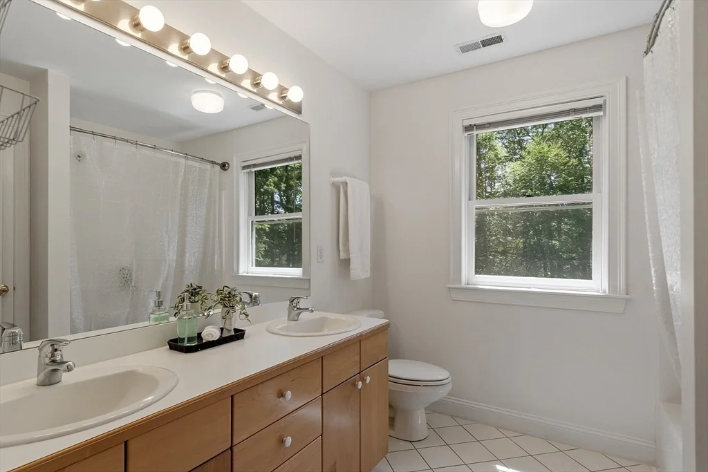 Photo of 5 Mckinley Dr