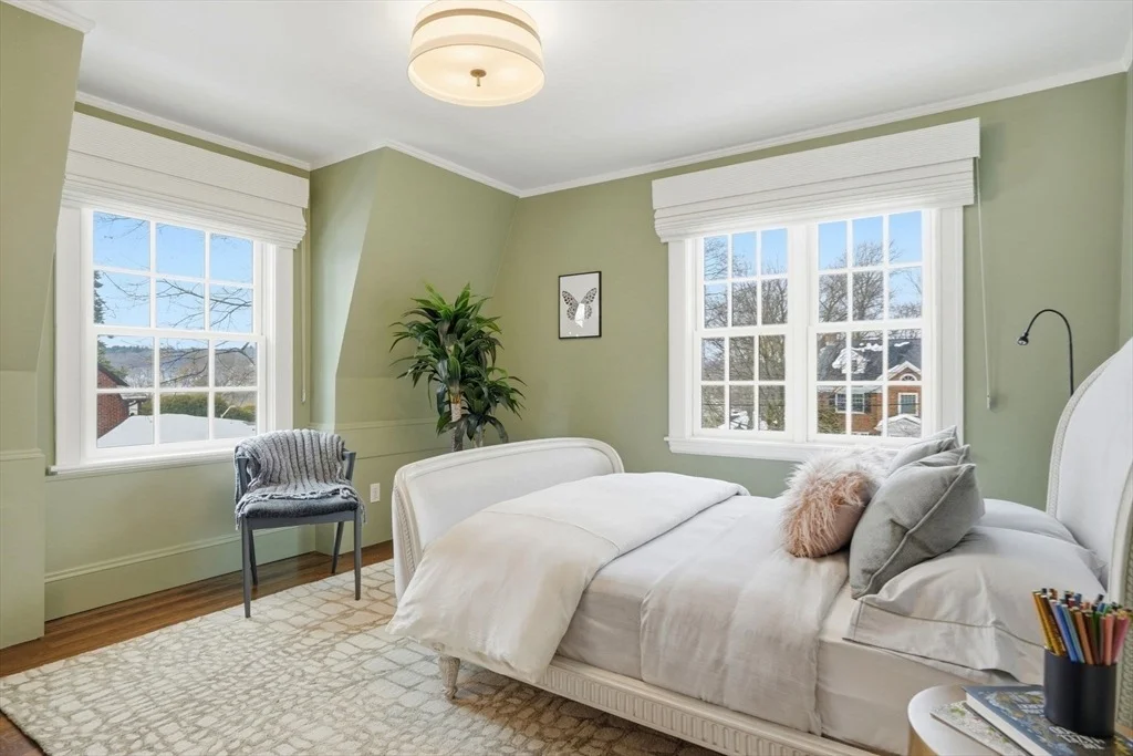 Photo of 11 Hillcrest Road