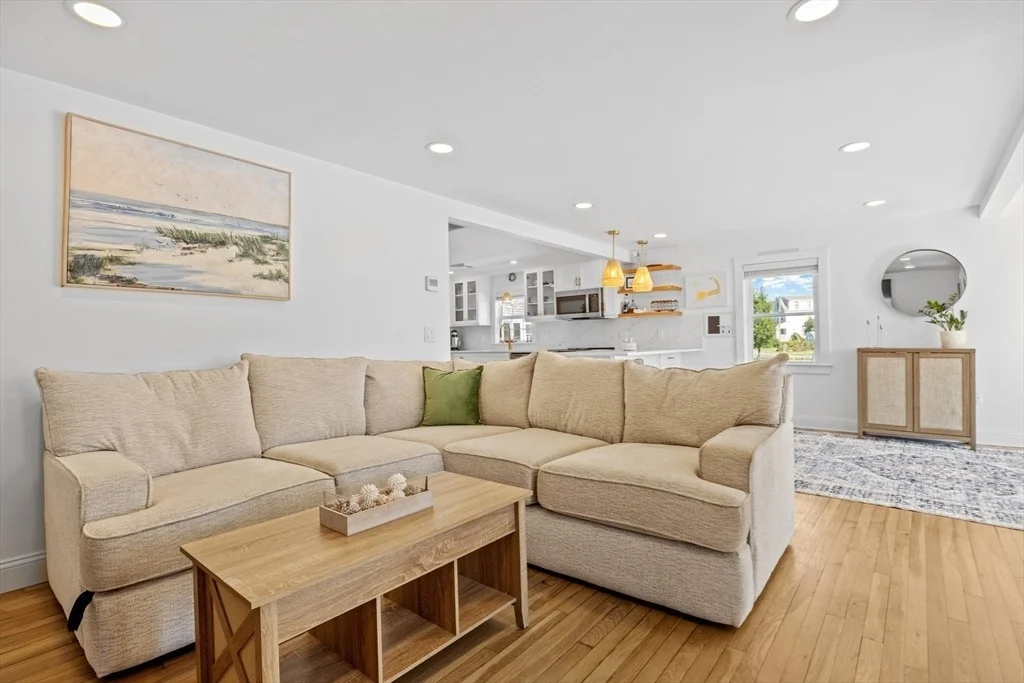 Photo of 49 Freeman Ave