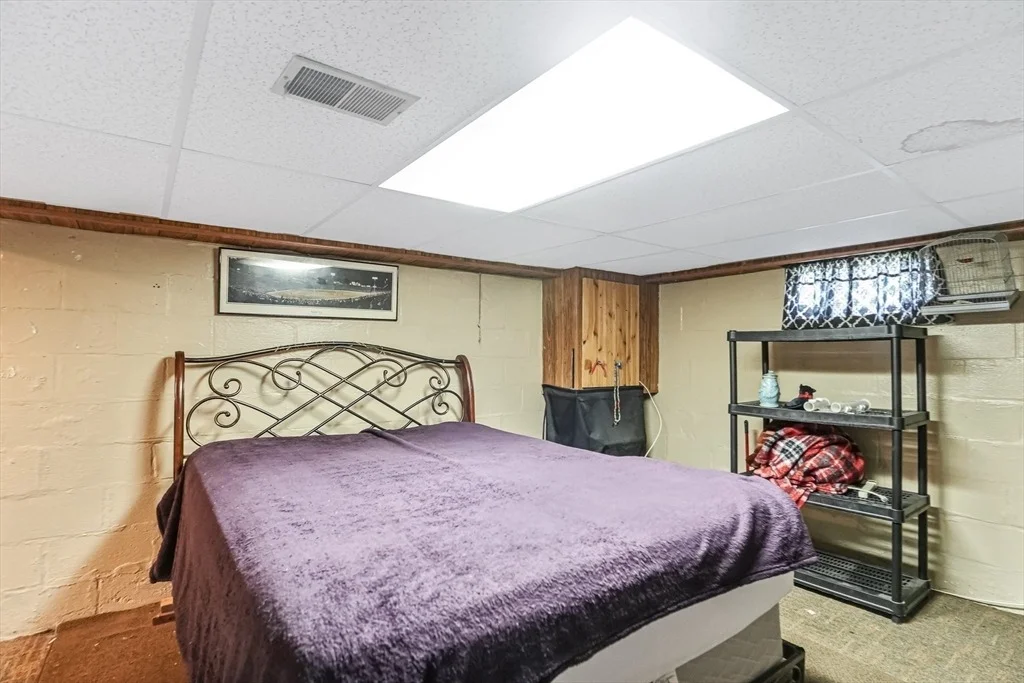 Photo of 121 Old Meadow Rd