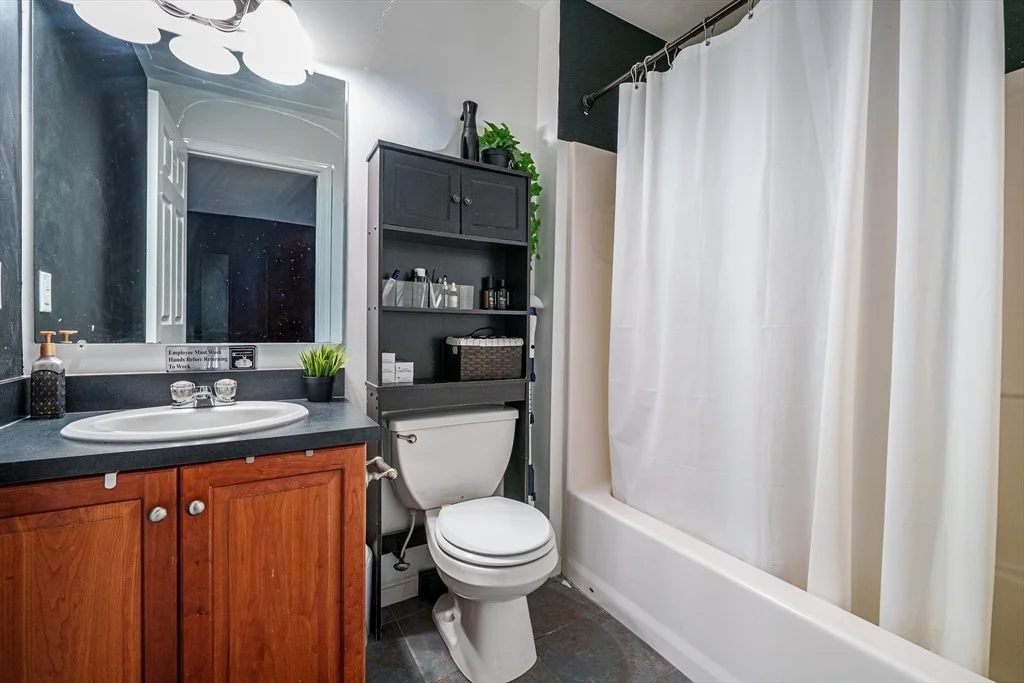 Photo of 300 Crownshield Avenue