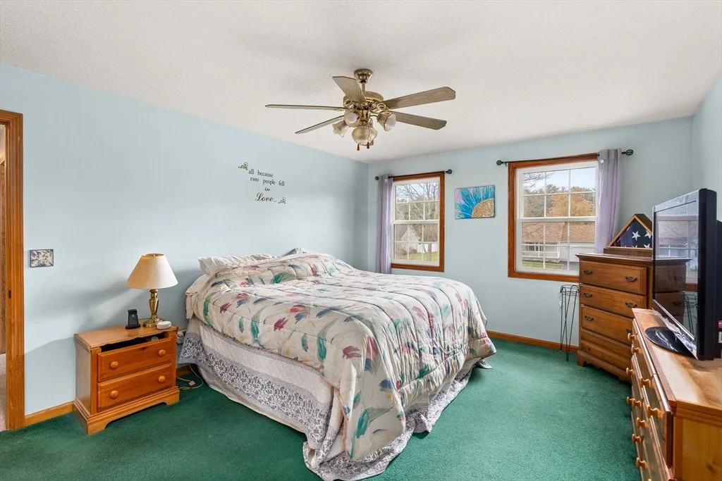 Photo of 4 Laurel Dr