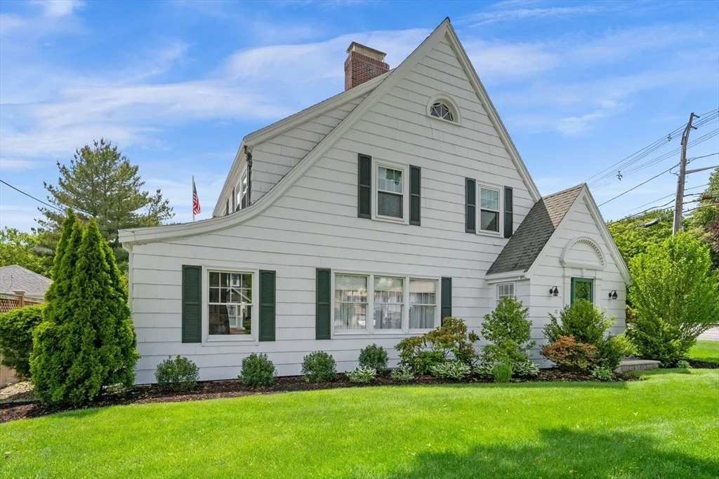 Photo of 10 Charlotte Road