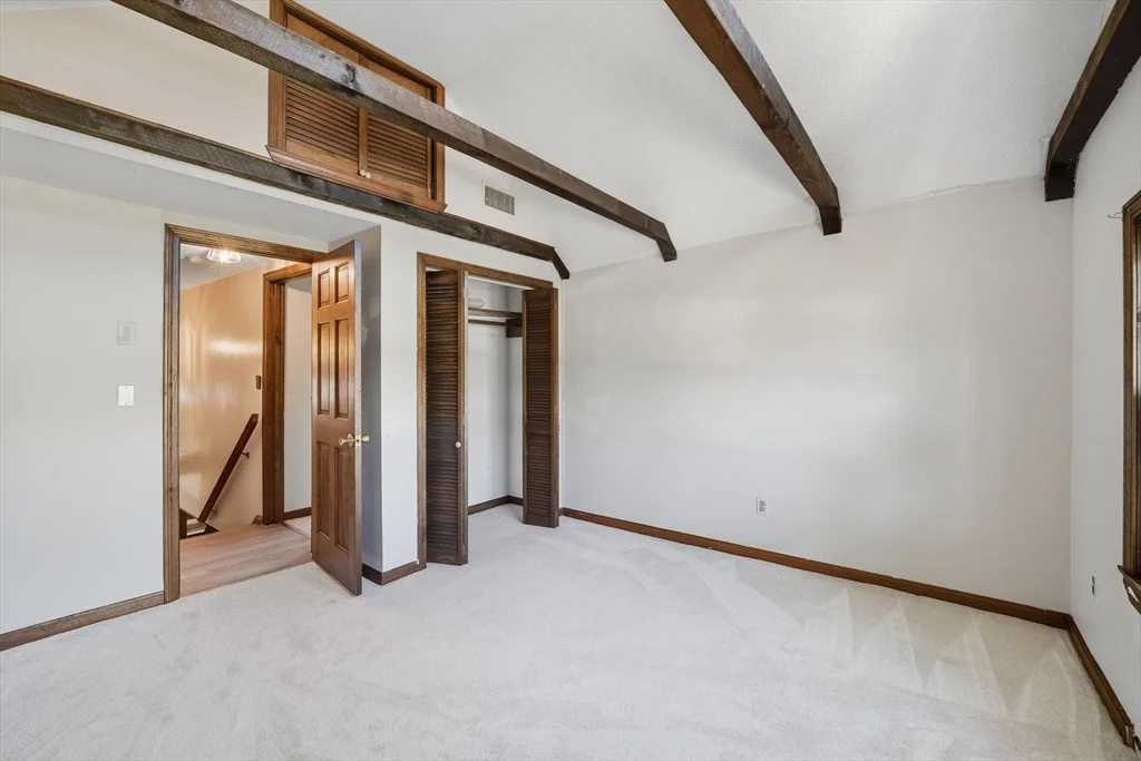 Photo of 386 Hillside Rd