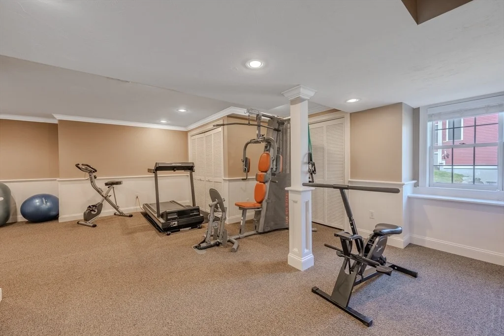 Photo of 31 Hunt Dr