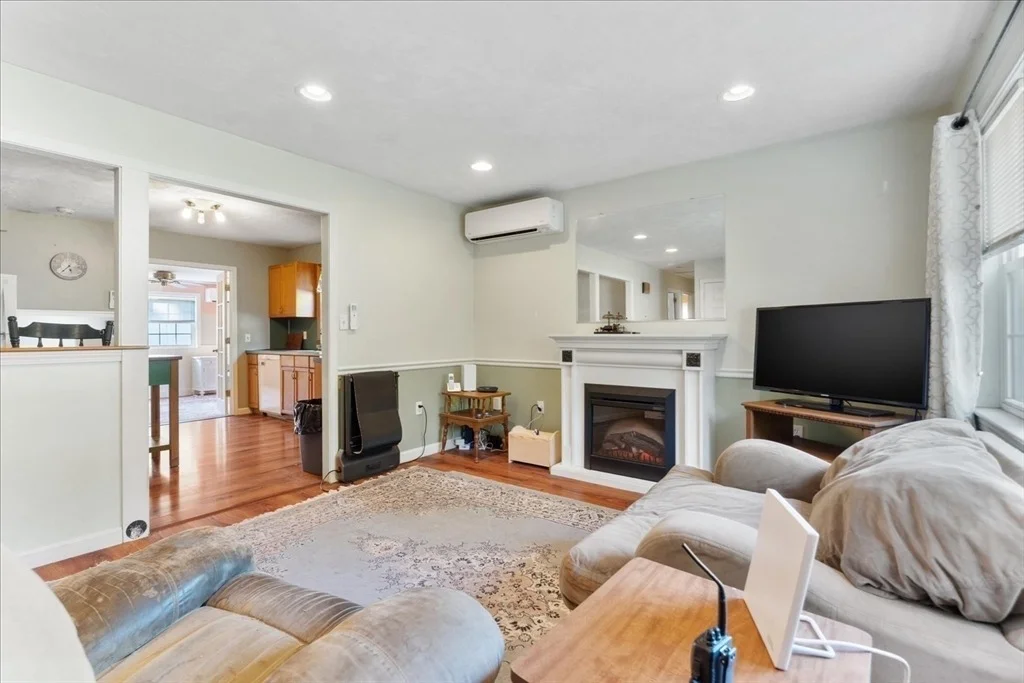 Photo of 18 Evergreen Rd