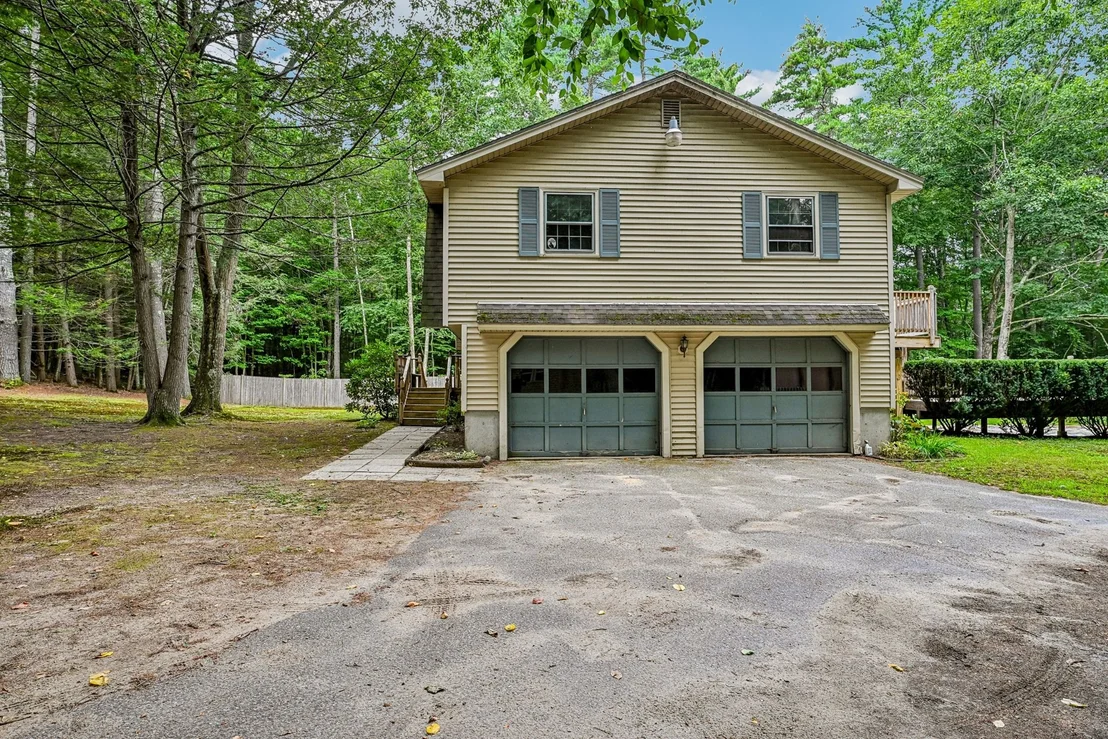 Photo of 35 Davidson Ave
