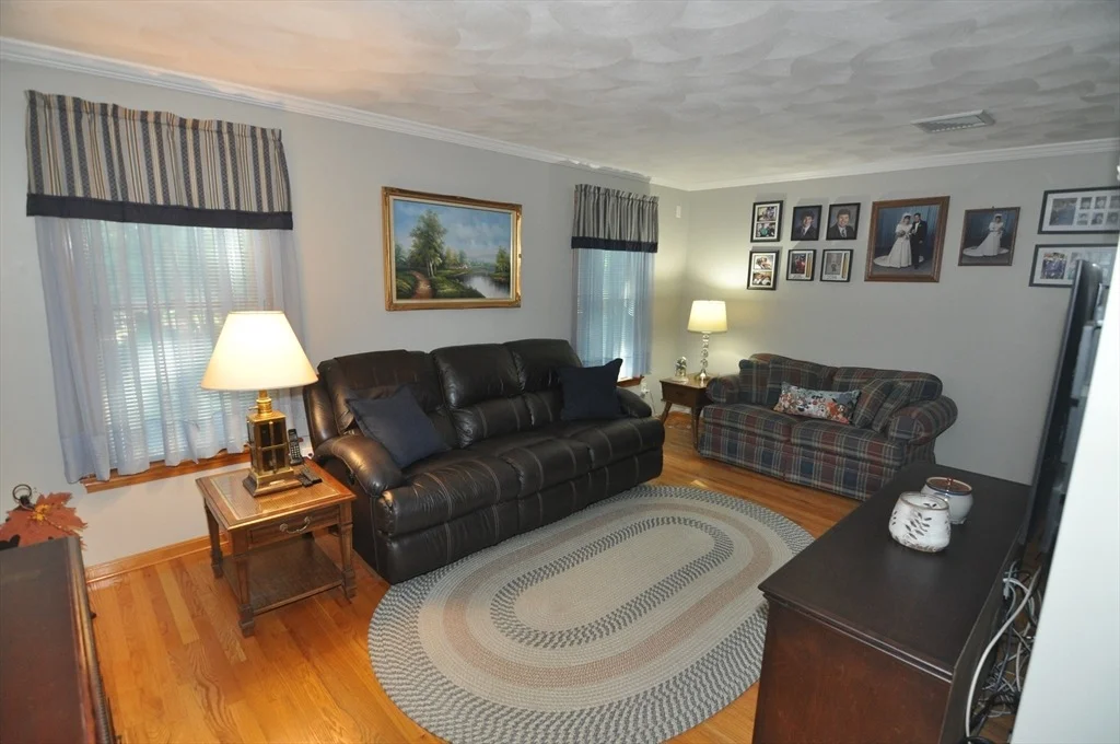 Photo of 8 James Ave