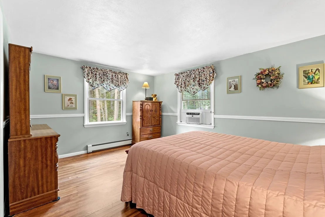 Photo of 225 Taylor Rd