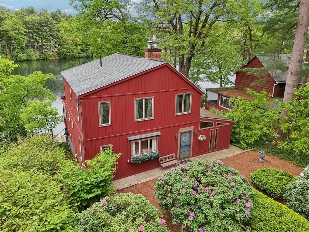 Photo of 56 Pine Point Rd