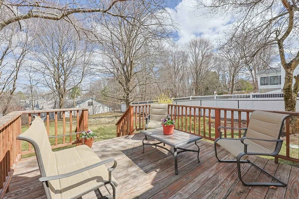 Photo of 76 Curtis Ave
