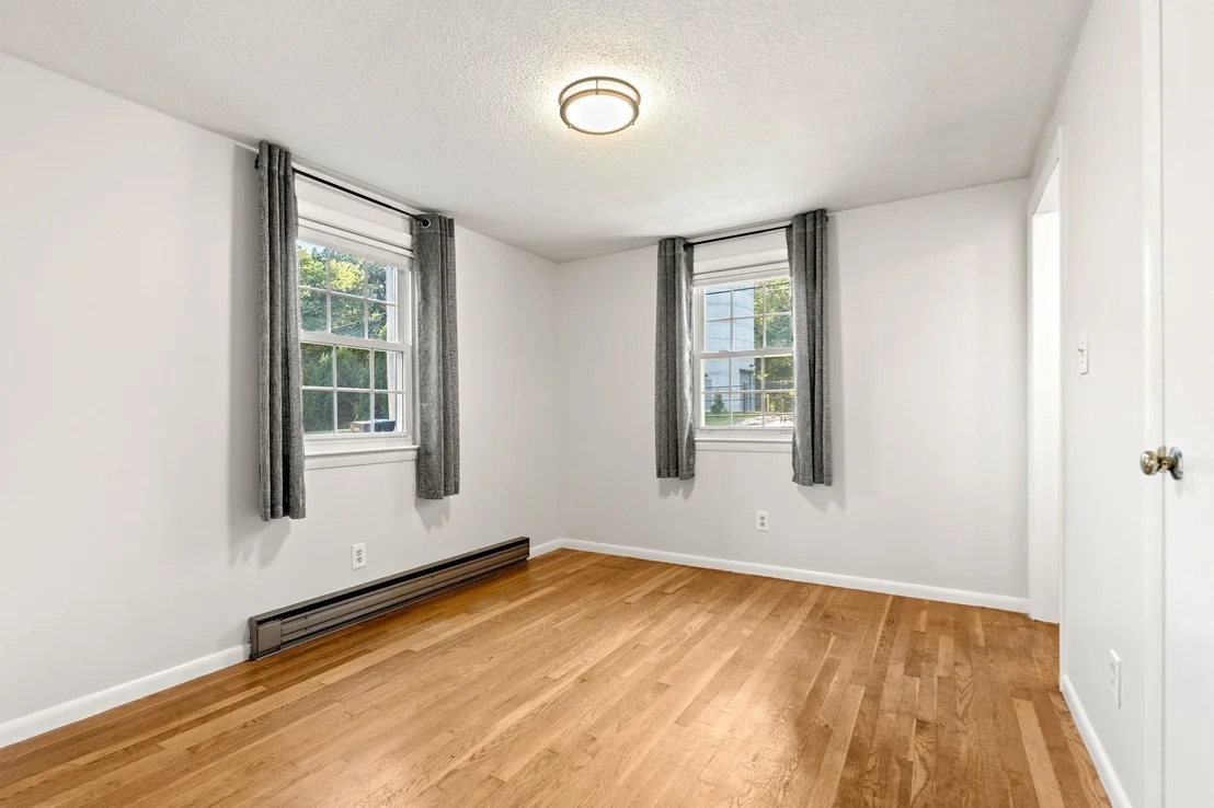 Photo of 35 Cedar Rd