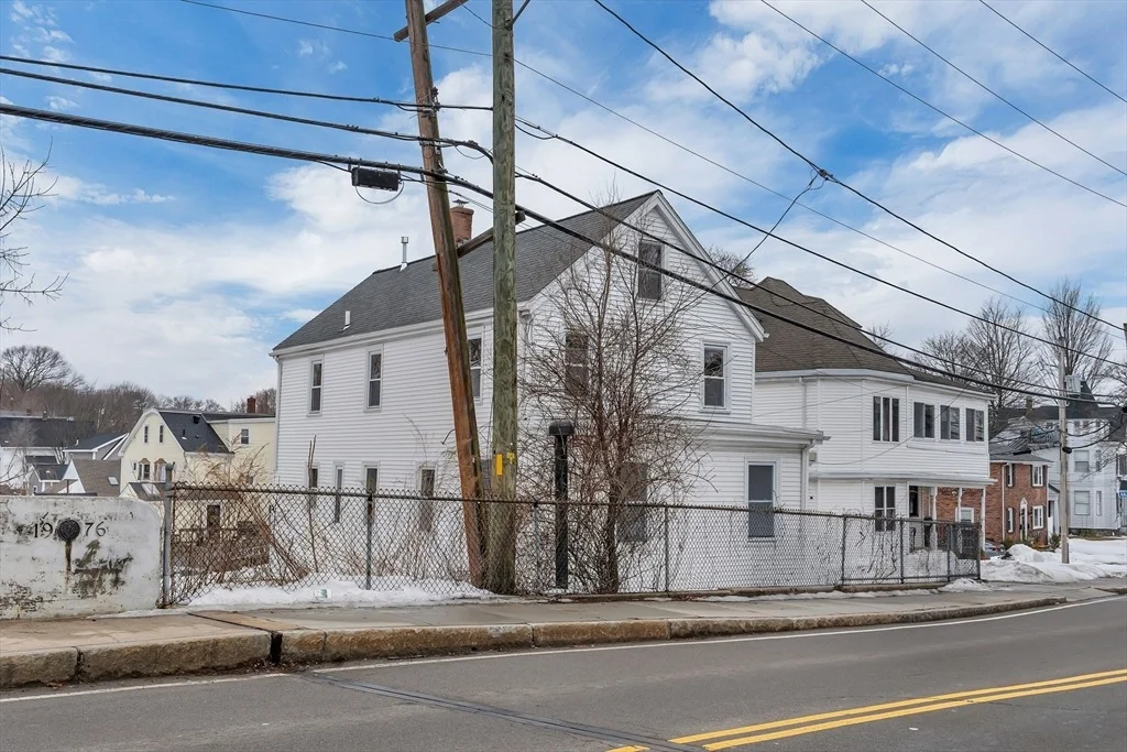 Photo of 73 Walnut St