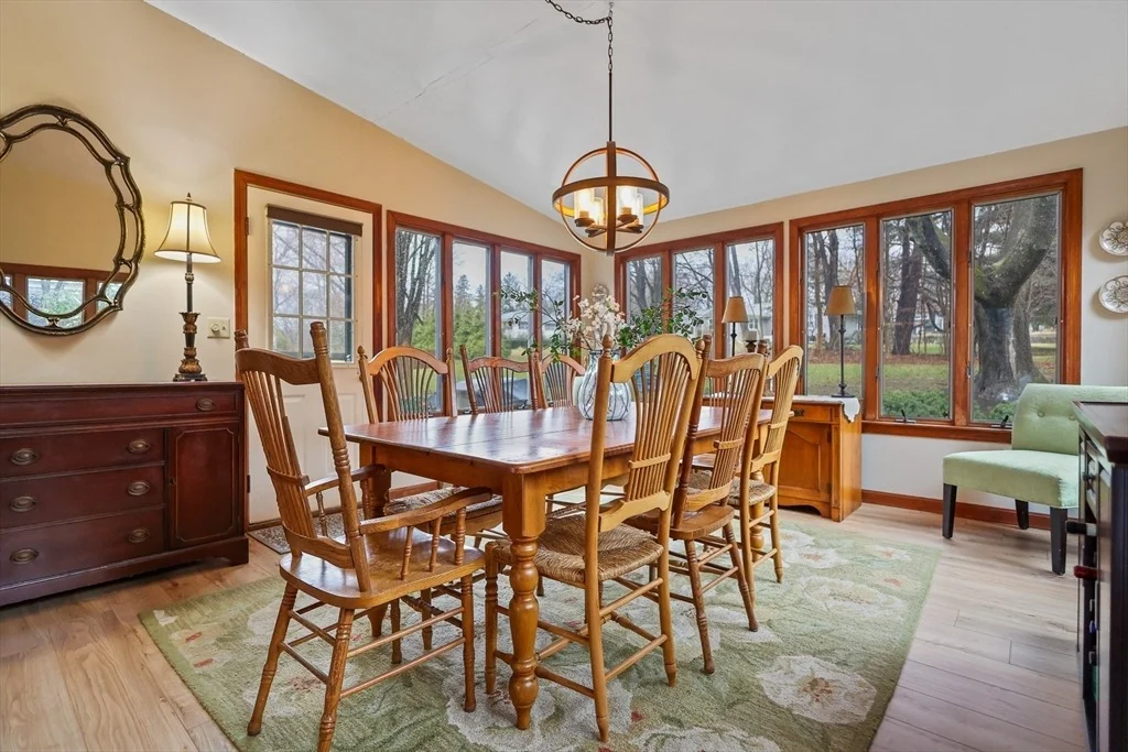 Photo of 15 Cedarcrest Lane