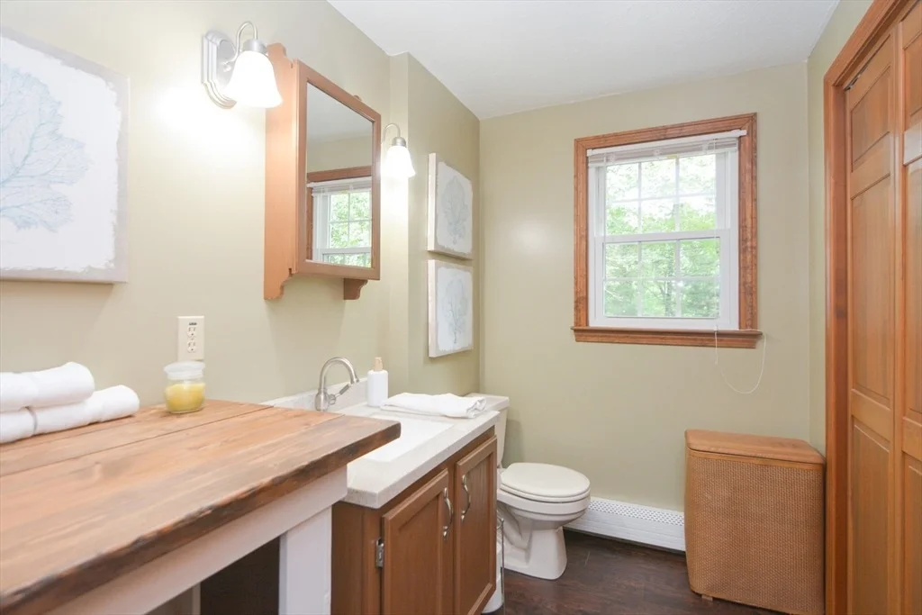 Photo of 2 Spruce Cir