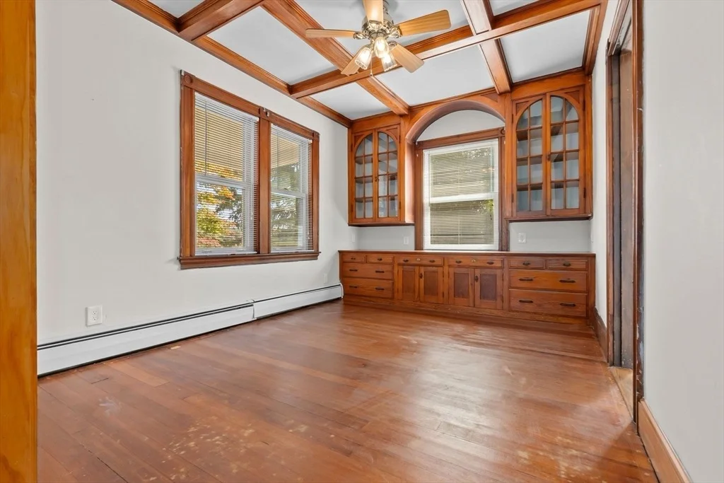 Photo of 326 William St