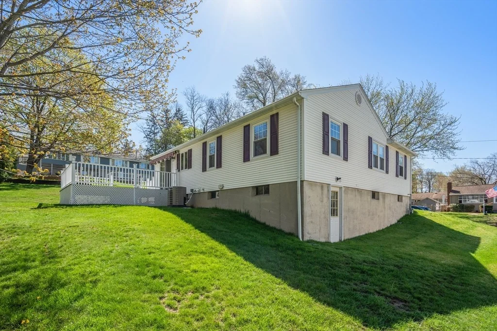 Photo of 22 Buckingham Ave