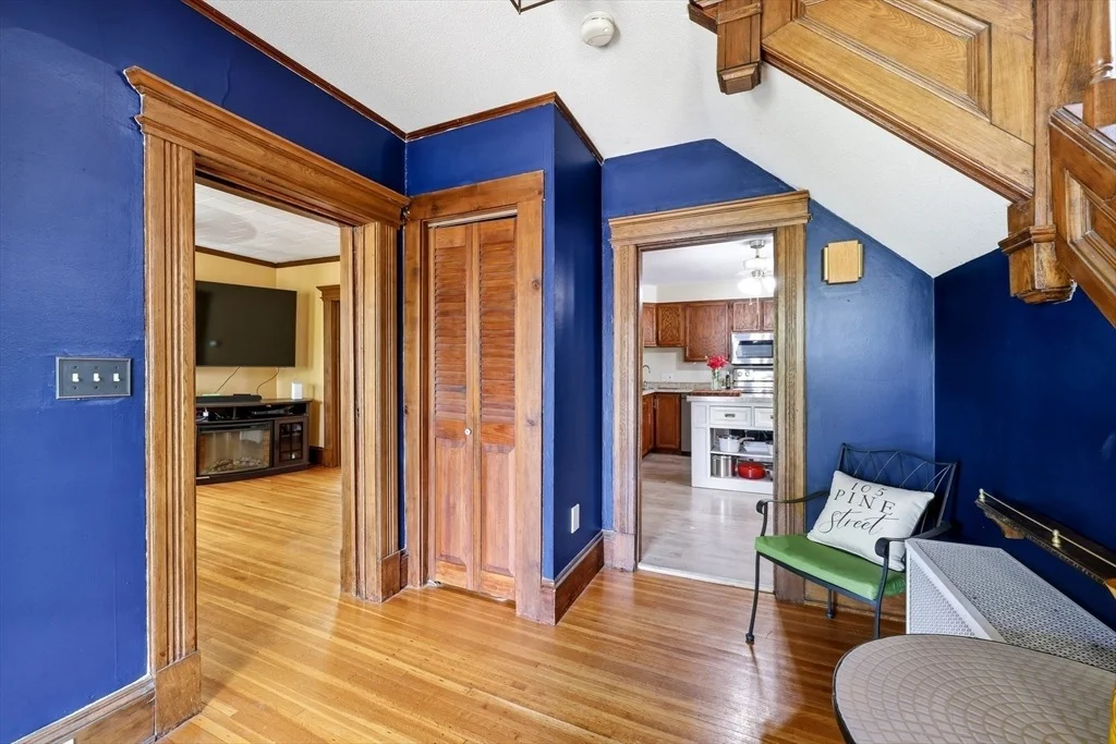 Photo of 105 Pine St