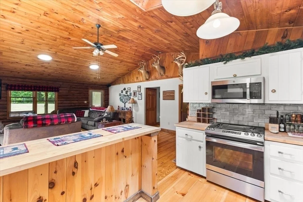 Photo of 148 Braley Hill Rd