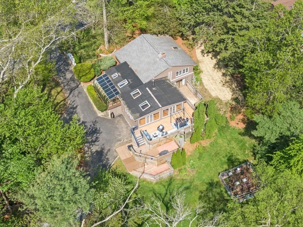 Photo of 21 River Rd