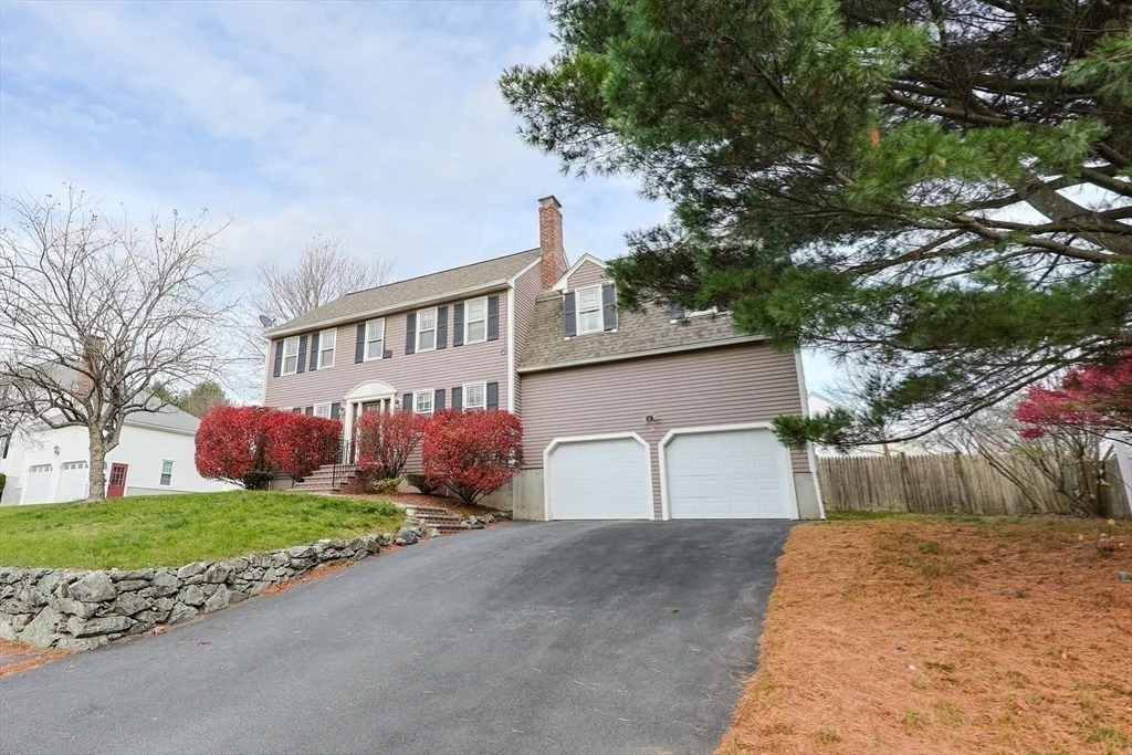 Photo of 23 Ledgeview Drive