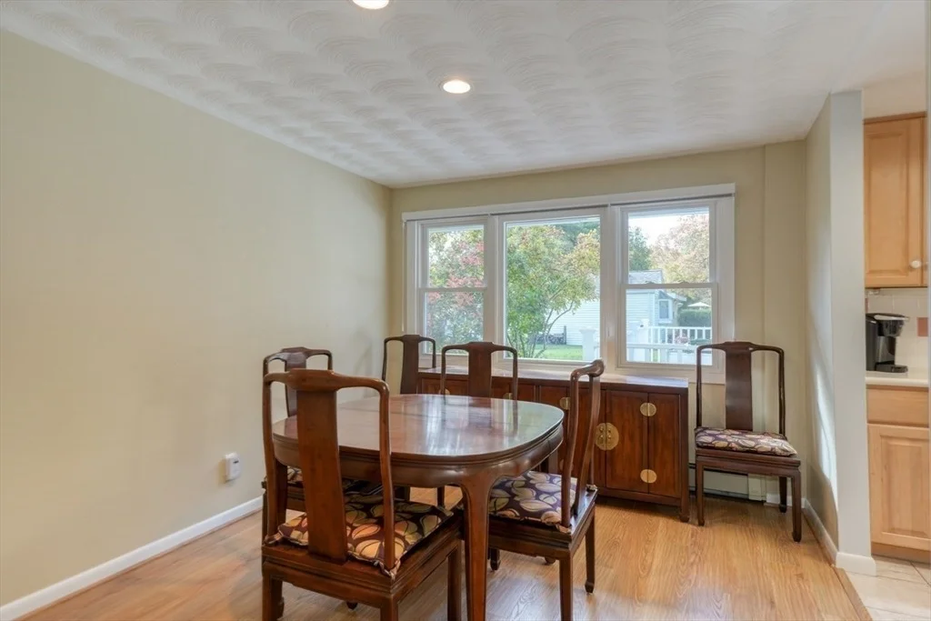 Photo of 36 Ruthellen Rd