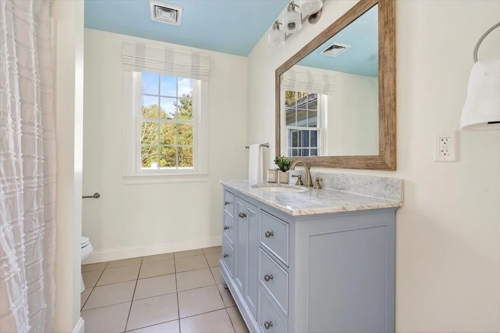 Photo of 3 Brattle Rd
