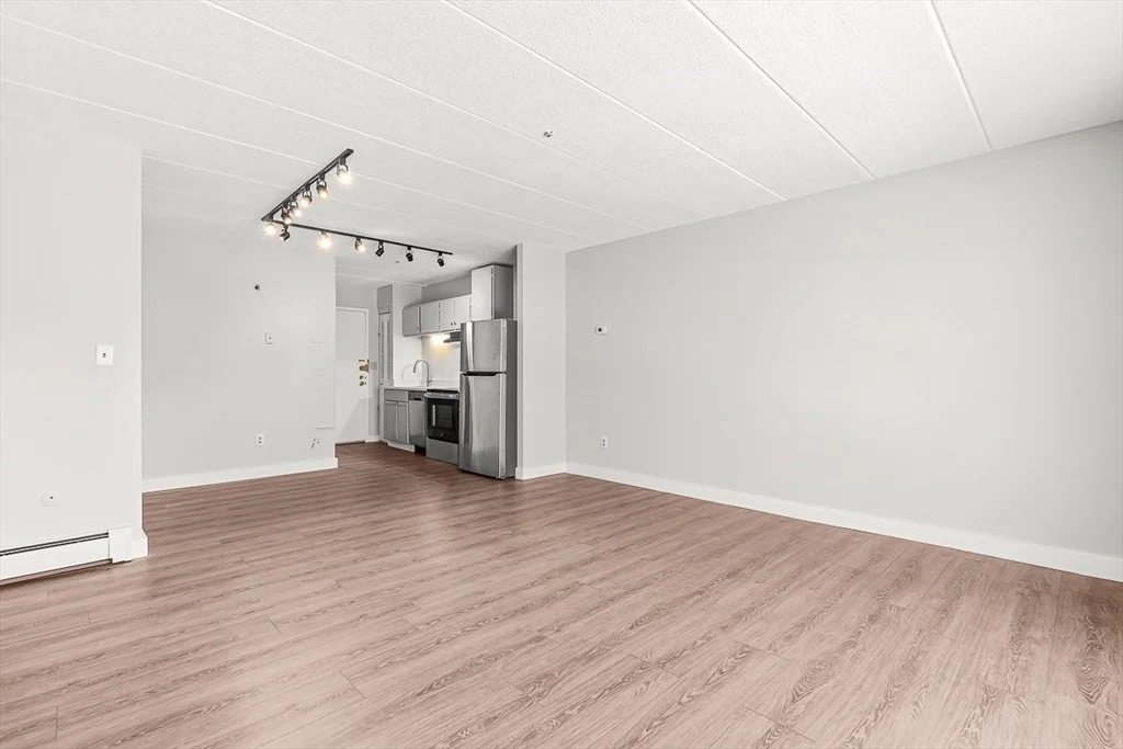 Photo of Unit 28 at 881 Broadway
