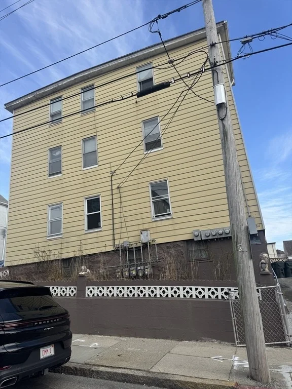 Photo of 84 Everett St