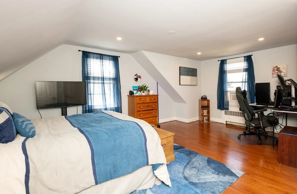 Photo of 11 Starrett Road