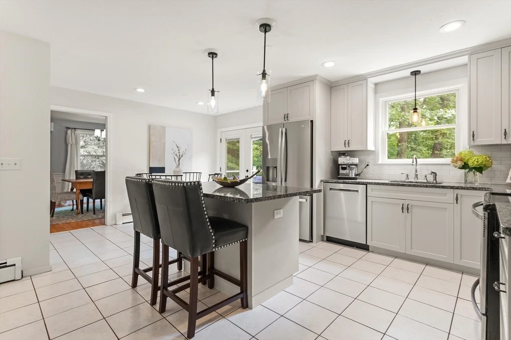 Photo of 10 Lakin St