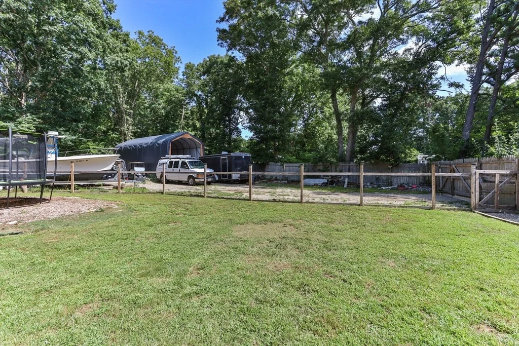 Photo of 3 Shagbark Rd