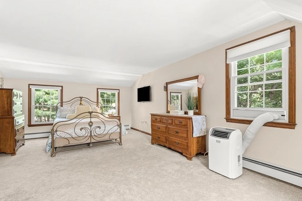 Photo of 84 Derby St