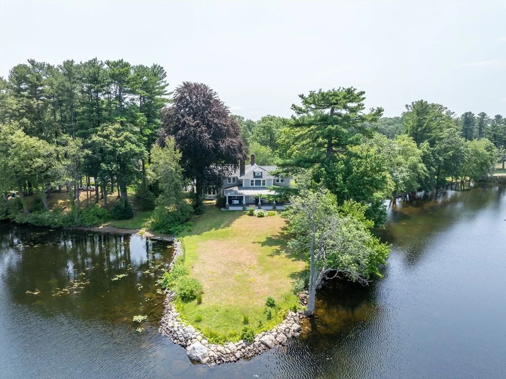 Photo of 15 Geneva Rd