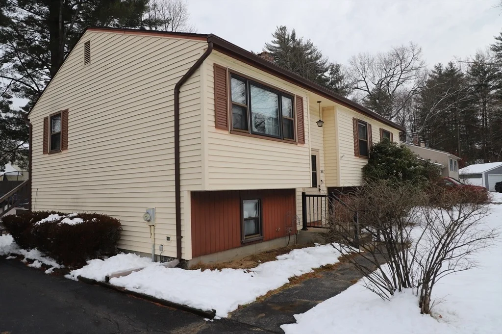 Photo of 208 Tamarack Drive