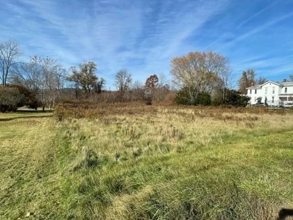 Photo of 355 Greenfield Rd