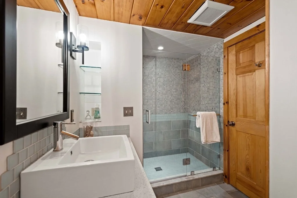 Photo of 3 Whitman Pl
