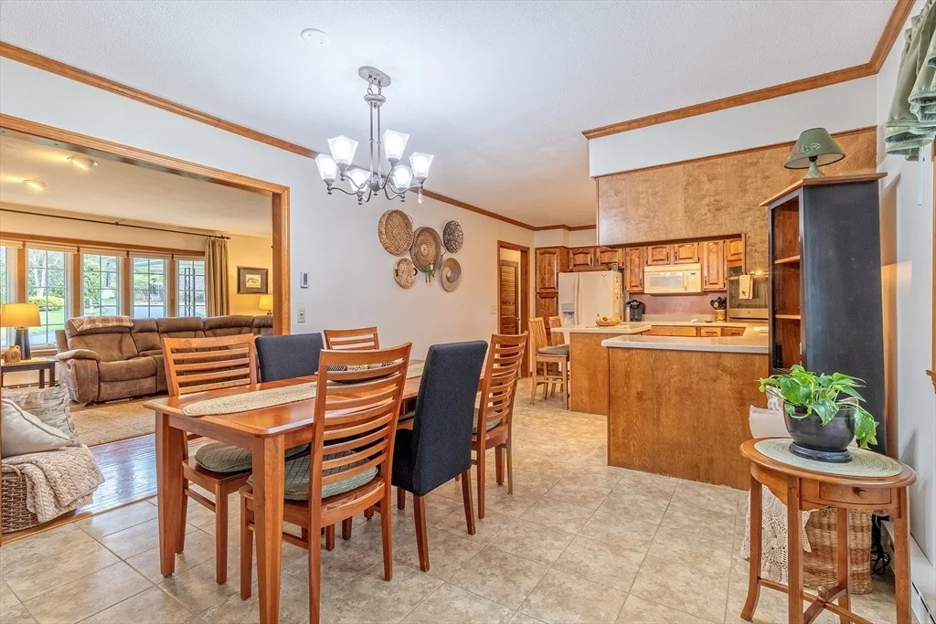 Photo of 25 Pinecrest Circle