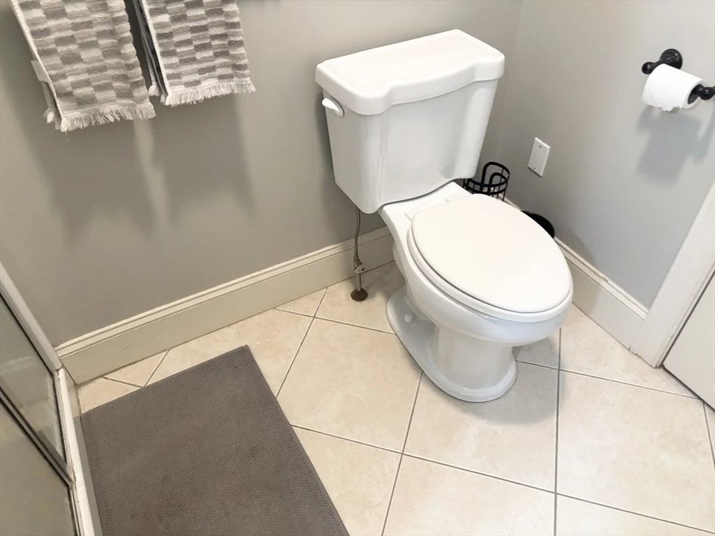 Photo of 9 Ray Ave