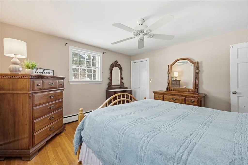 Photo of 276 Pond Street