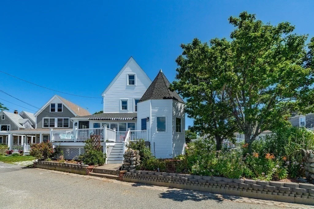 Photo of 158 Cadish Ave
