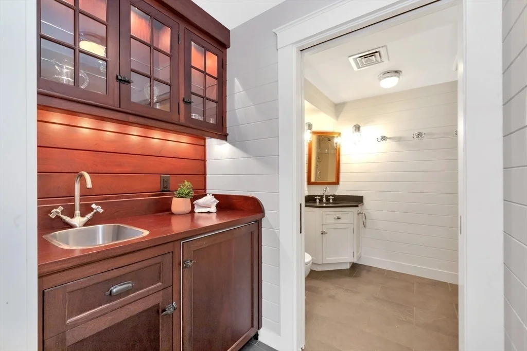 Photo of 11 Boardman Avenue