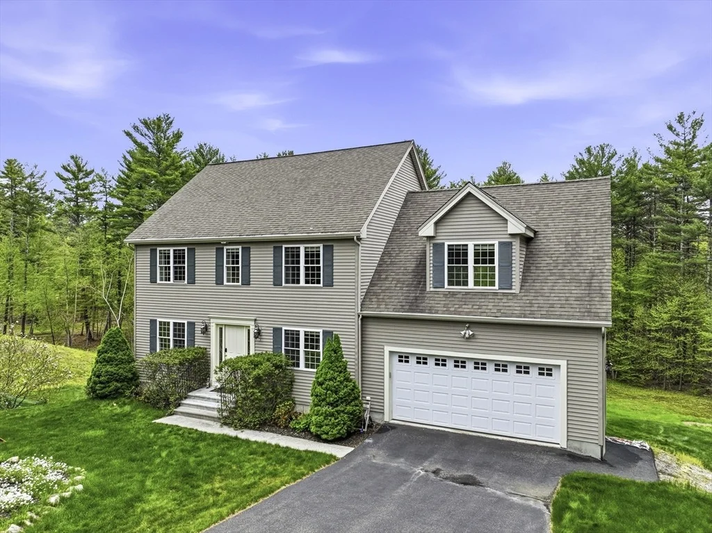Photo of 378 Moon Hill Rd