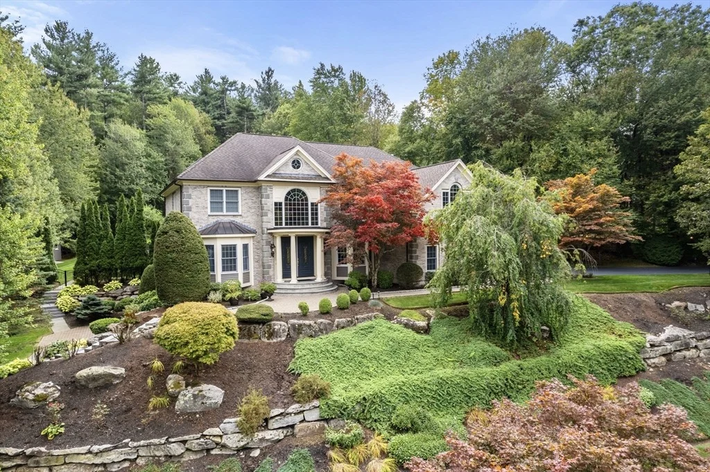 Photo of 253 Cranbrook Dr