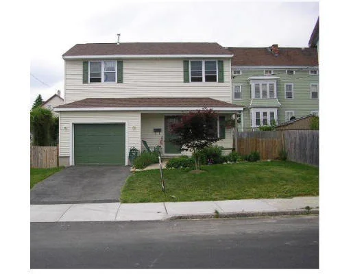 Photo of 54 Ford St