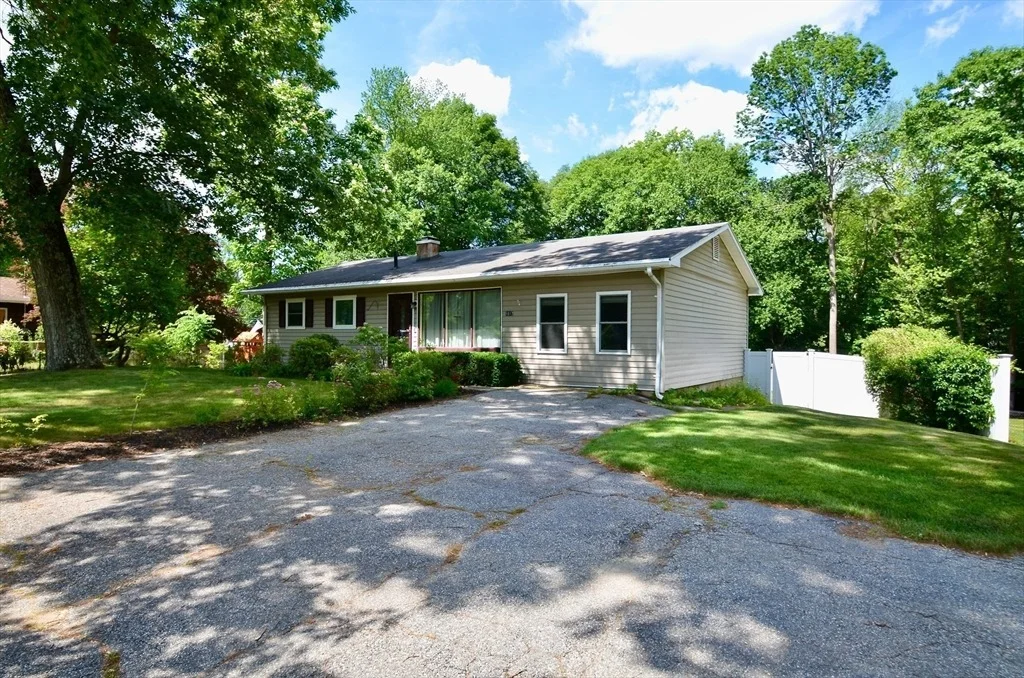 Photo of 1617 Providence Rd