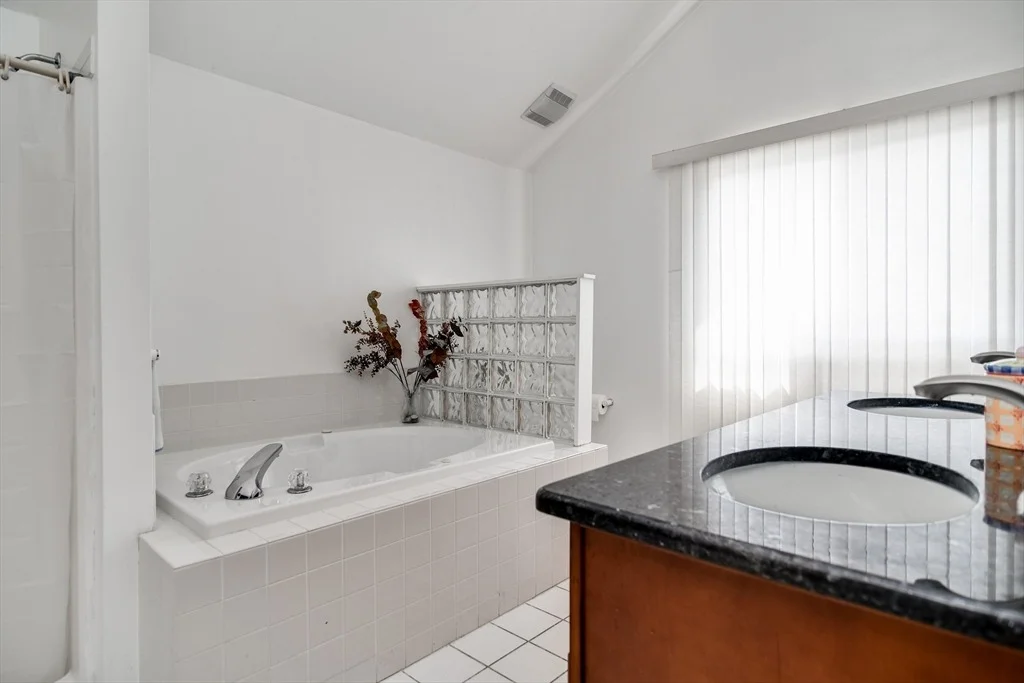 Photo of Unit 325 at 325 Captain Eames Circle