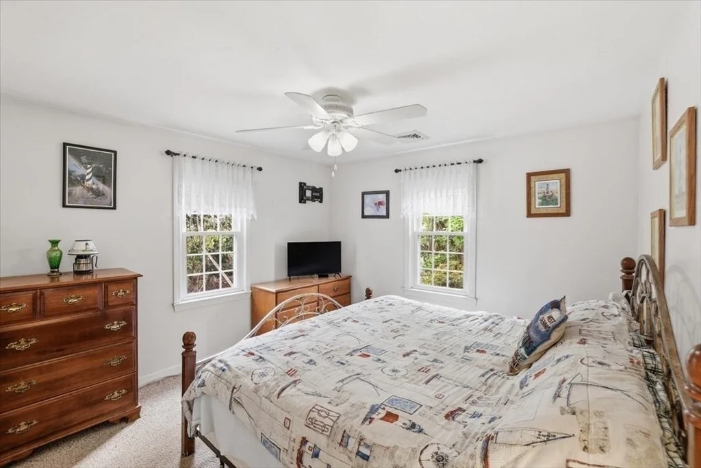 Photo of 24 Starlight Dr