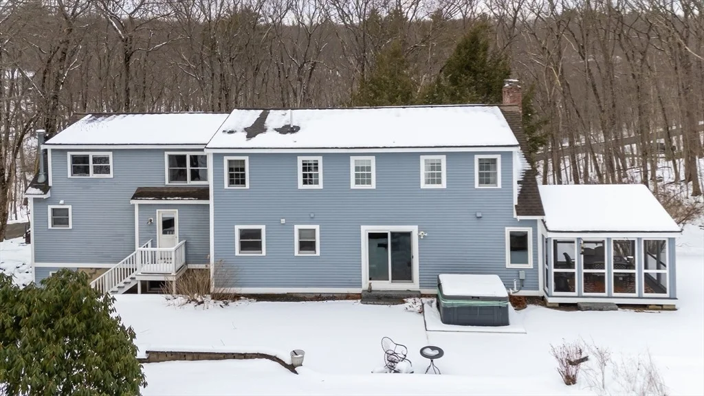 Photo of 31 Hillside Rd