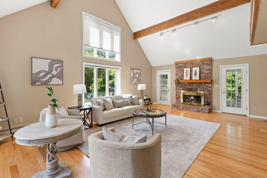 Photo of 8 Caitlin Ln